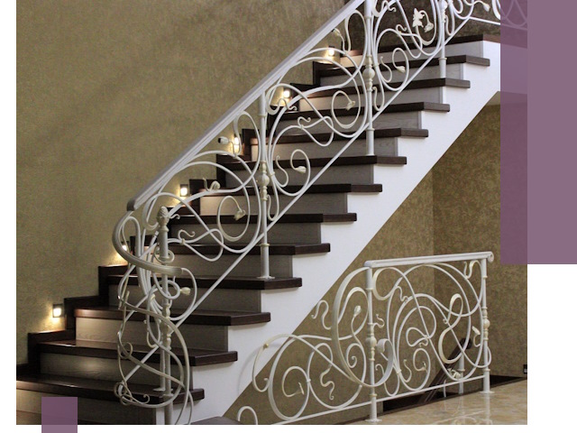 Кованые лестницы под ключ в Дивногорске — изготовление и монтаж