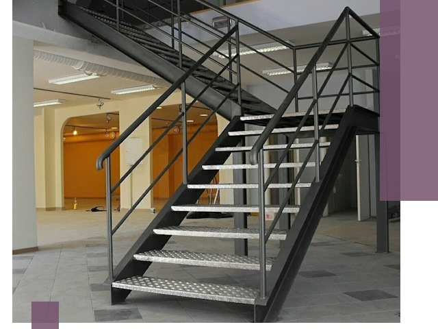 Лестницы для офиса в Дивногорске: изготовление, монтаж, демонтаж