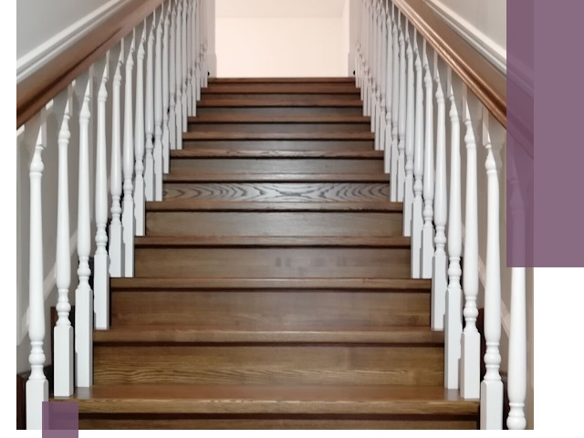 Лестницы из ясеня на заказ в Дивногорске — изготовление и монтаж