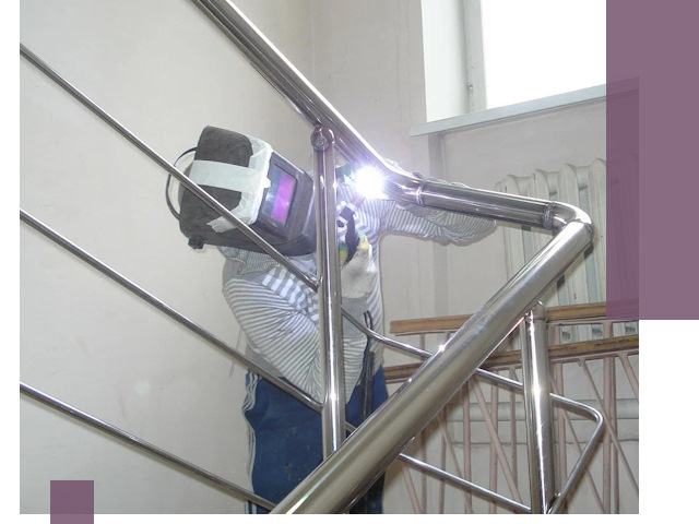 Монтаж перил и ограждений качественно в Дивногорске