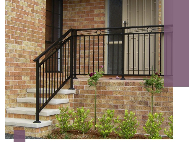 Уличные перила из металла под ключ в Дивногорске