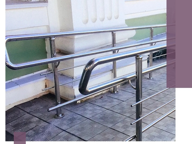 Ограждения пандусов из металла и нержавейки в Дивногорске