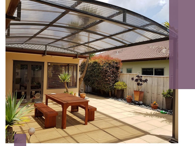 Навесы во двор под ключ в Дивногорске — изготовление и монтаж