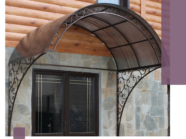 Арочные козырьки под ключ в Дивногорске: изготовление и монтаж