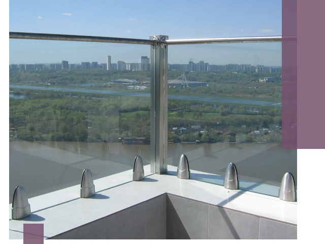 Стеклянные парапеты премиум класса в Дивногорске для домов и бизнесов